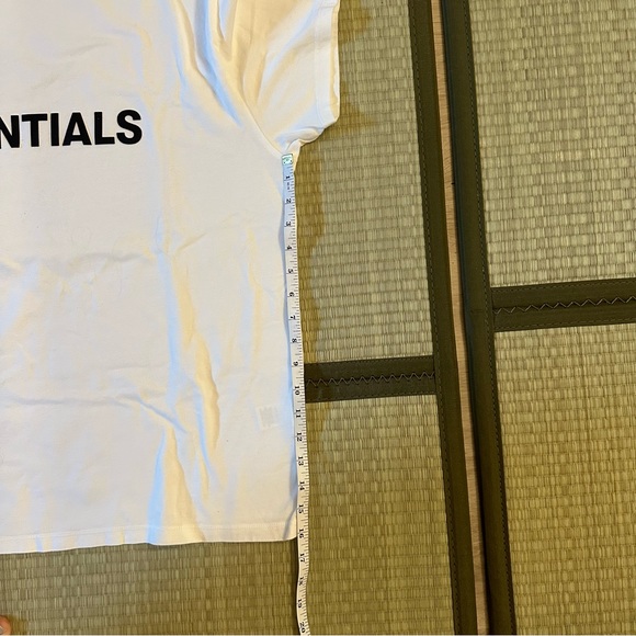 Fear of God Essentials Shirt White - Picture 8 of 10